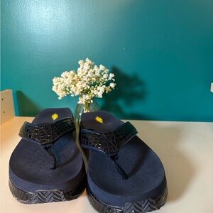 Volatile Mini Croco Dark Blue Sandals Flip Flops with Textured Strap